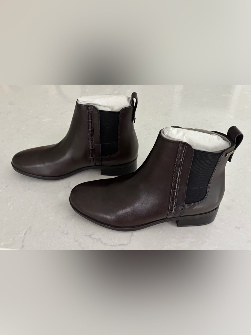 Rockport Larkyn Brown Leather Chelsea Ankle Boots Women’s Size 10 NIB